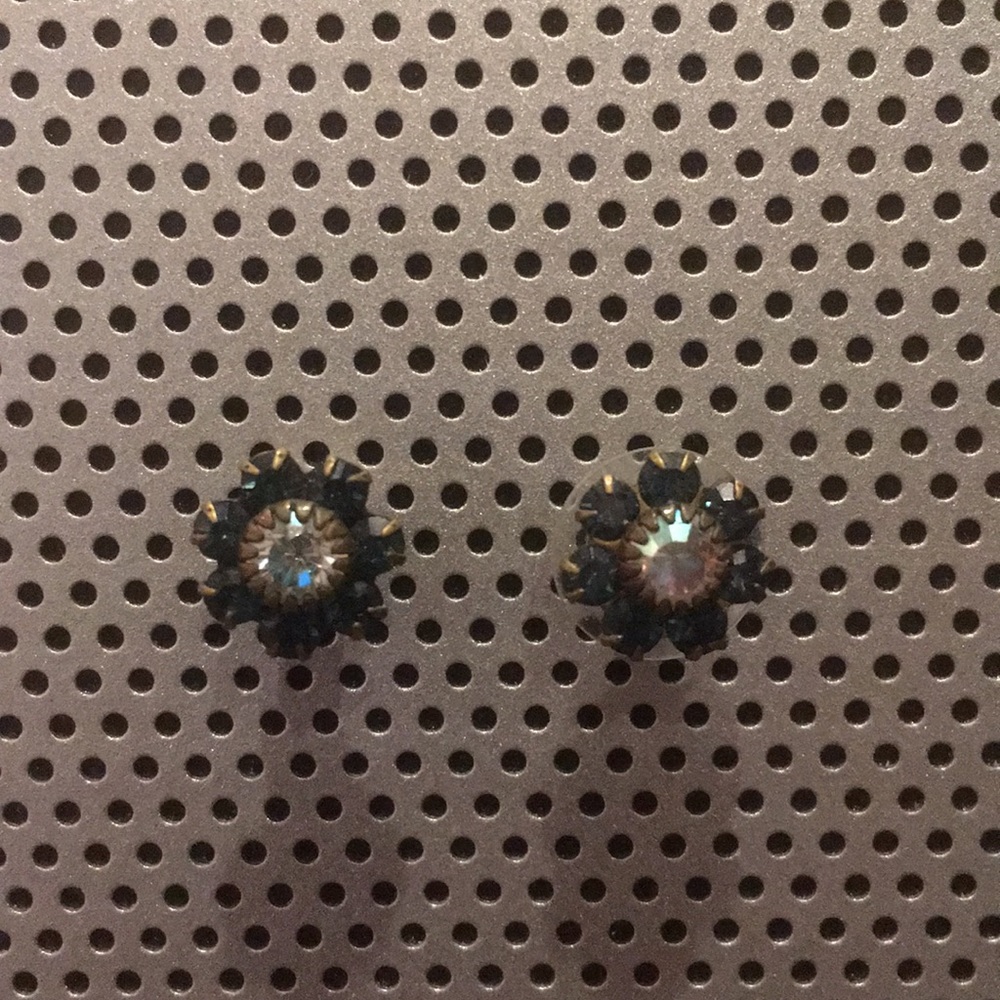 Blue glass earring